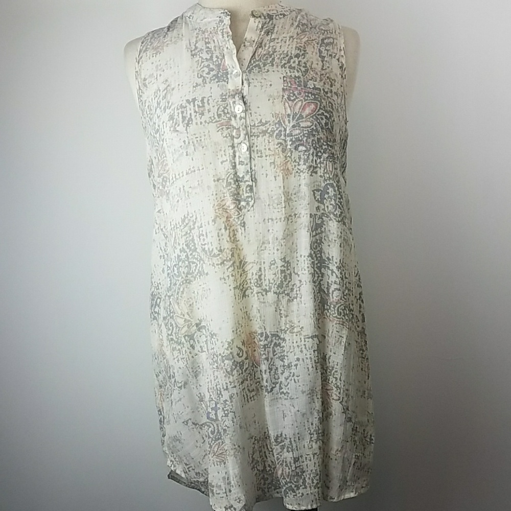 About a Girl Top . B01-16